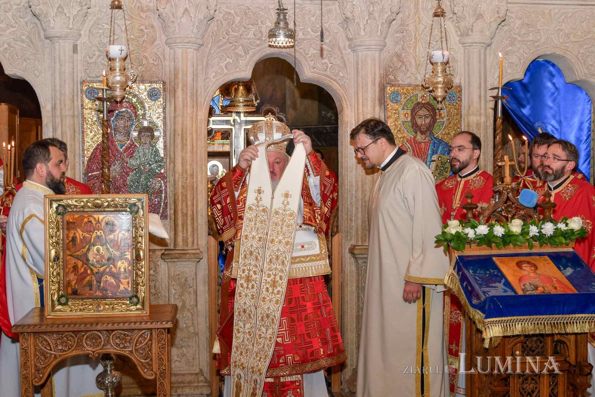 Taina preoției pentru un ostenitor la Biroul de presă al Patriarhiei Române 285406