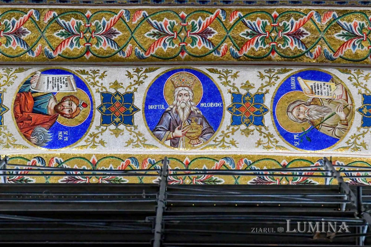 Șantierul Catedralei Naționale în ultima lună a sezonului rece 285823