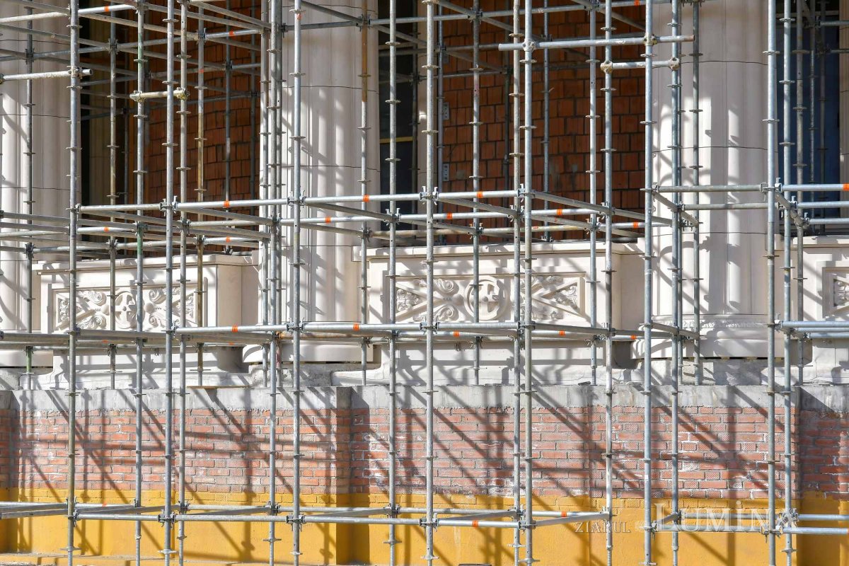 Șantierul Catedralei Naționale în ultima lună a sezonului rece 285838