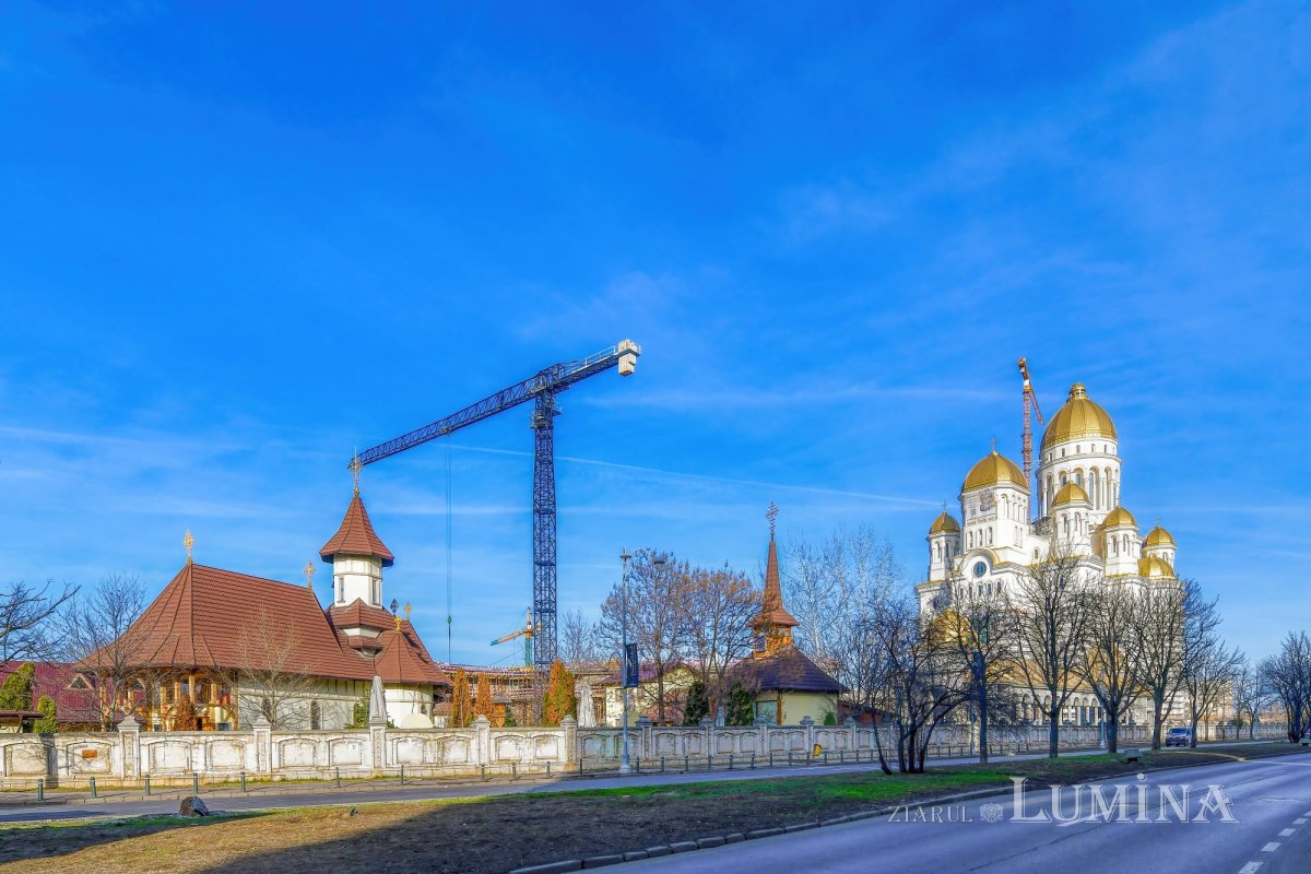 Șantierul Catedralei Naționale în ultima lună a sezonului rece 285842