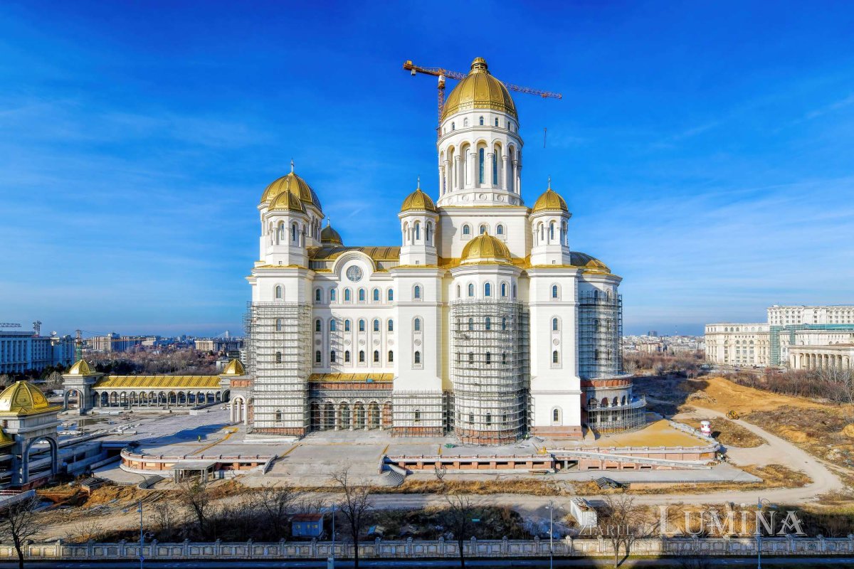Șantierul Catedralei Naționale în ultima lună a sezonului rece 285845