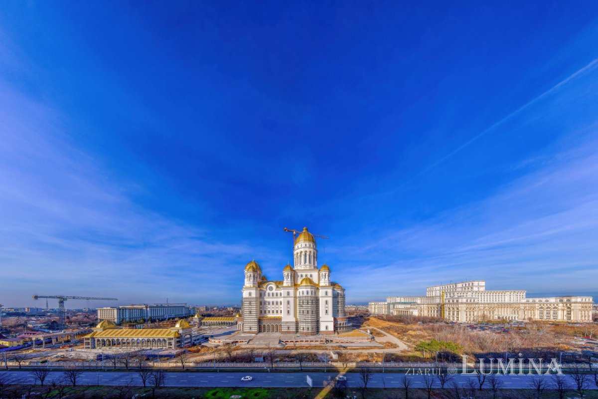 Șantierul Catedralei Naționale în ultima lună a sezonului rece 285846