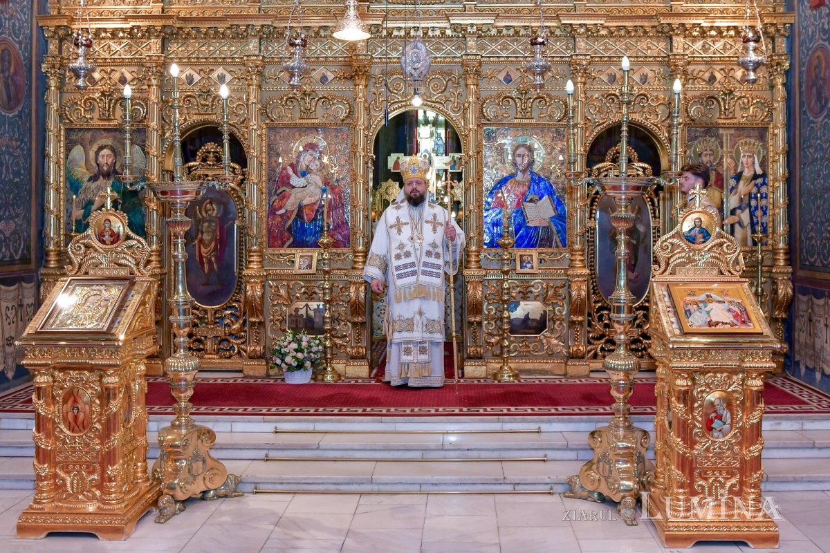 Duminica a 16-a după Rusalii la Catedrala Patriarhală 286025