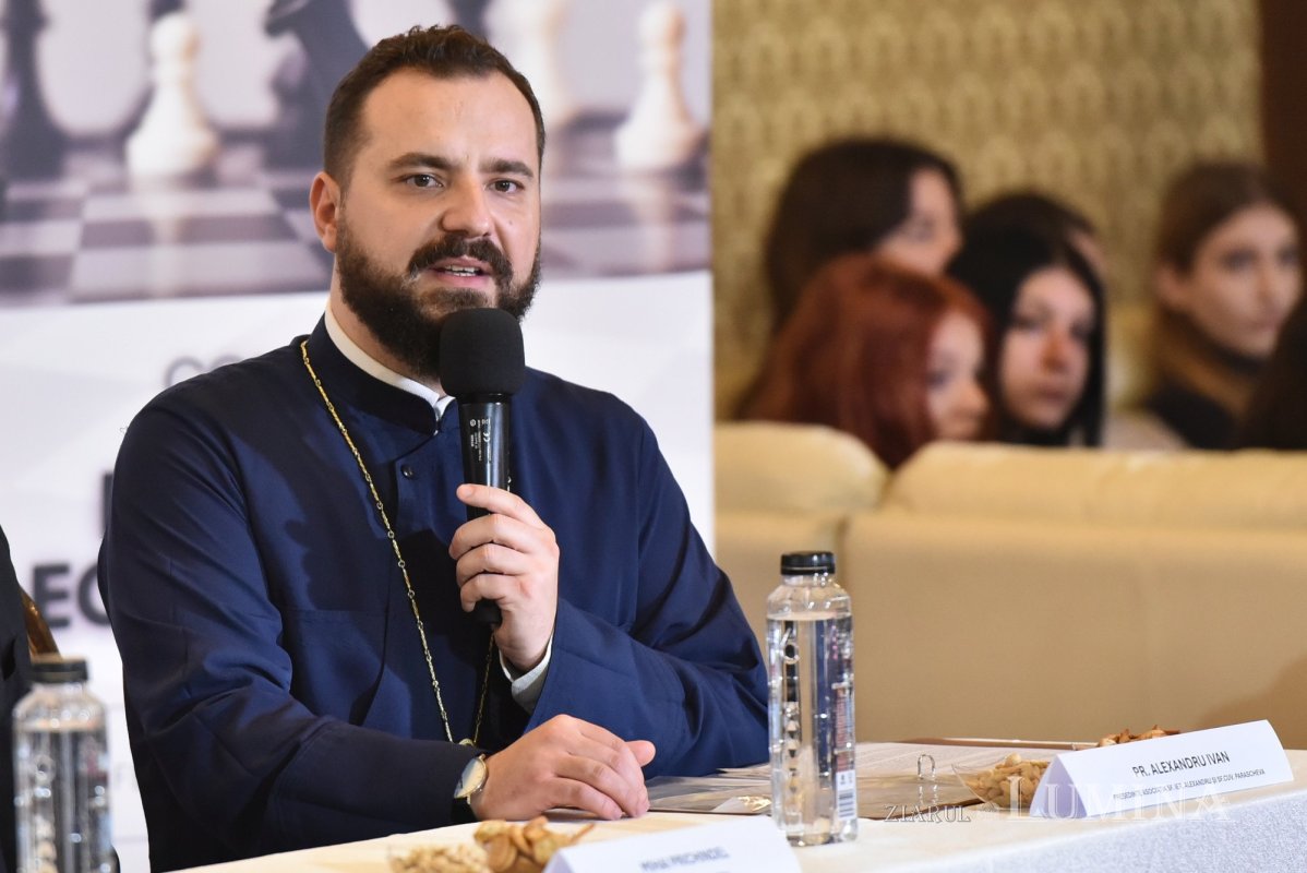 Binecuvântarea Sfântului Pantelimon pentru vârstnici îngrijiți în București 286106