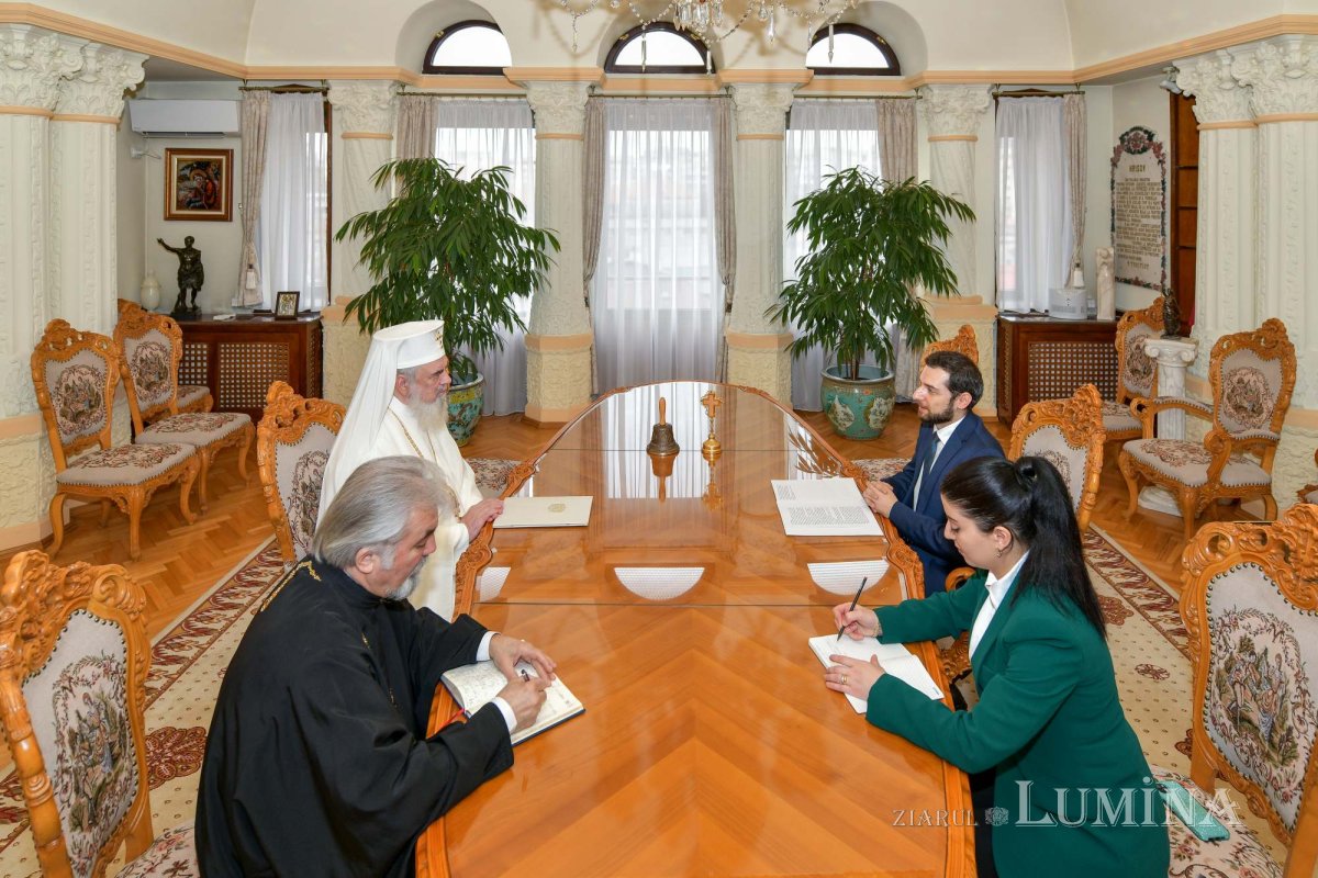 Patriarhul României l‑a primit pe noul ambasador al Republicii Armenia  286253