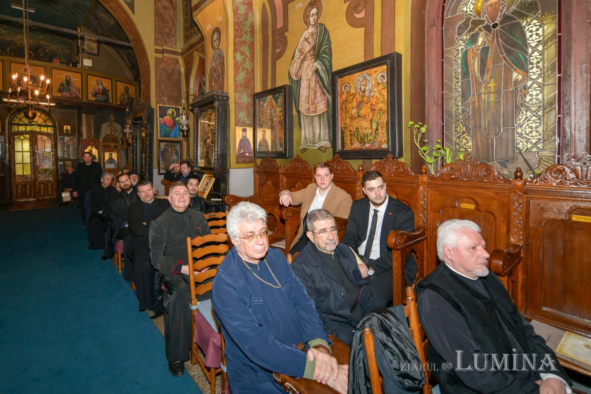 Distincții pentru cântăreții bisericești din Protoieria Sector 1 Capitală 286329