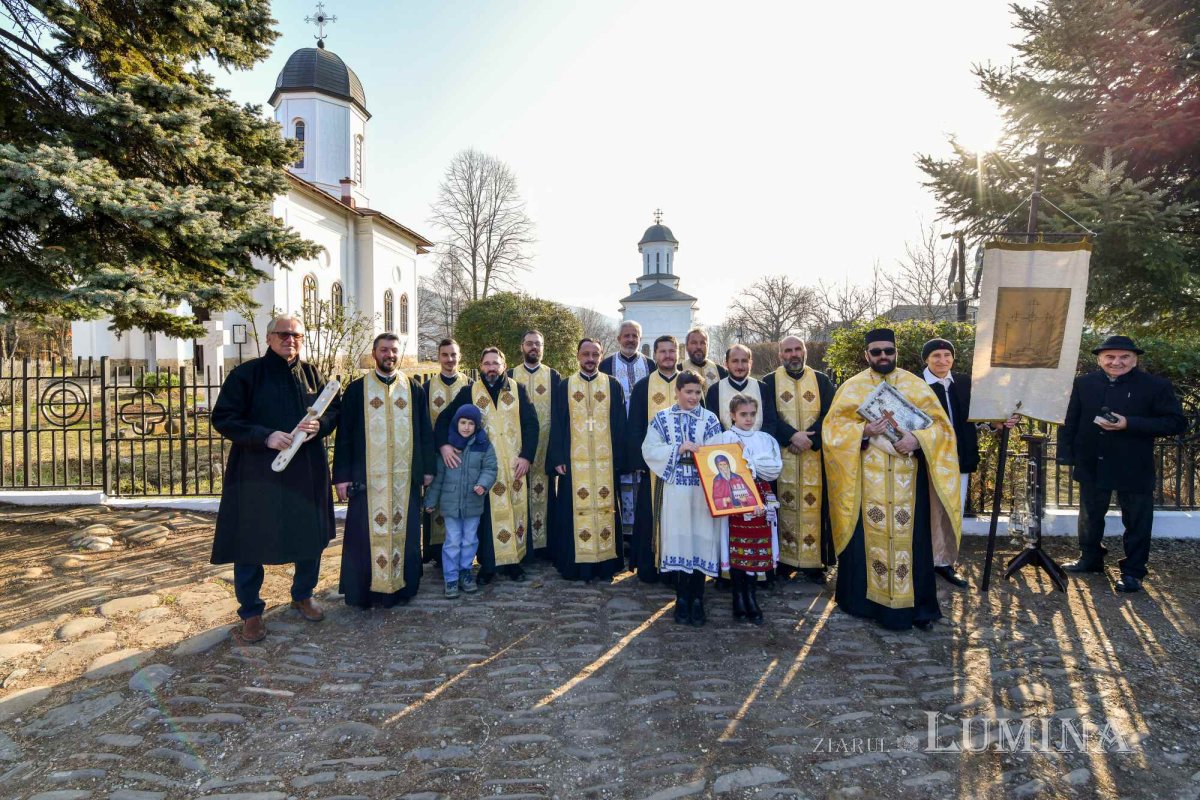 A început pelerinajul cu moaștele Sfântului Cuvios Dimitrie cel Nou 287641