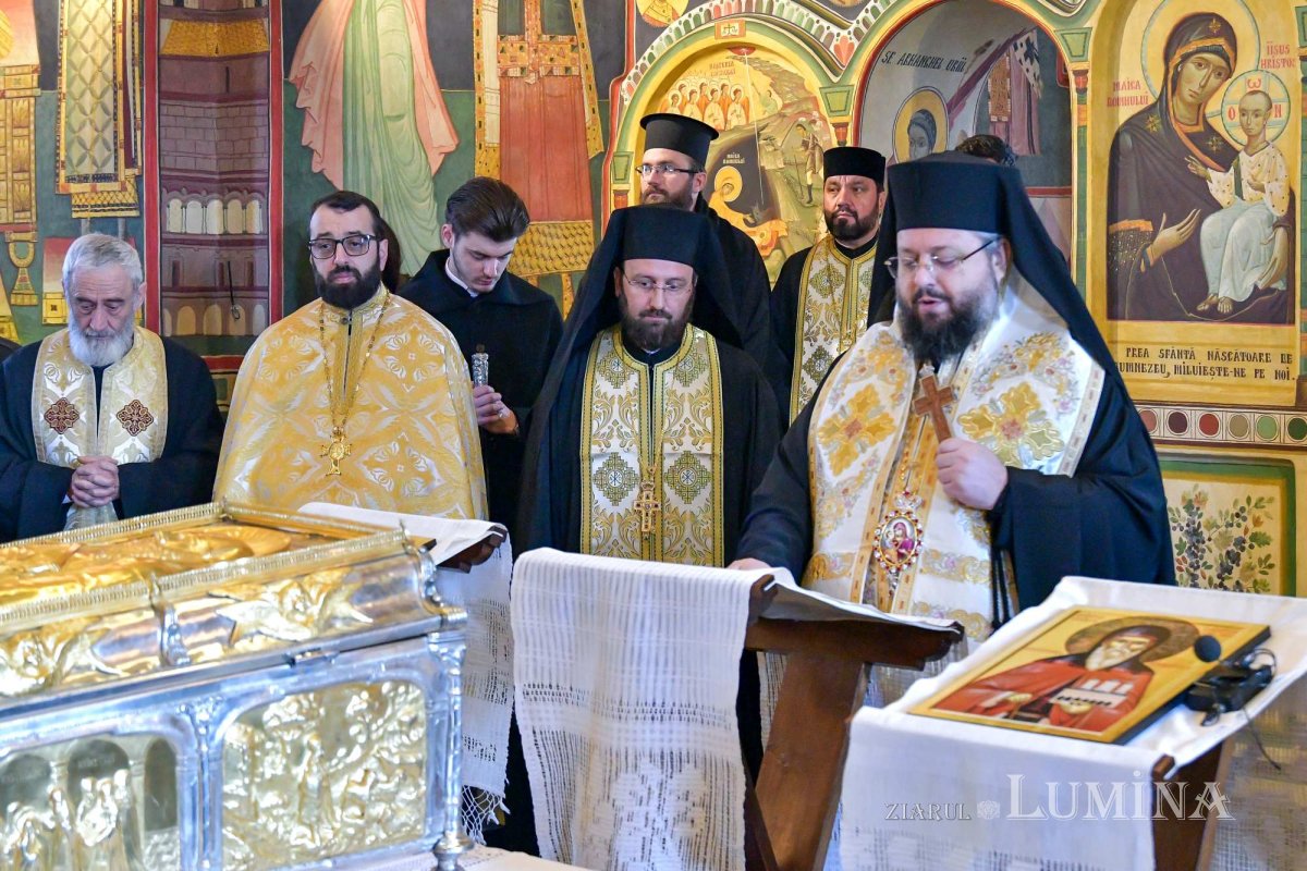 A început pelerinajul cu moaștele Sfântului Cuvios Dimitrie cel Nou 287650