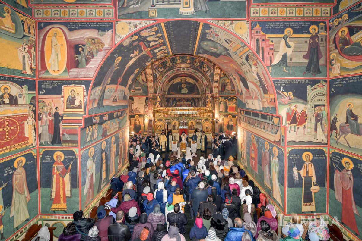 A început pelerinajul cu moaștele Sfântului Cuvios Dimitrie cel Nou 287651