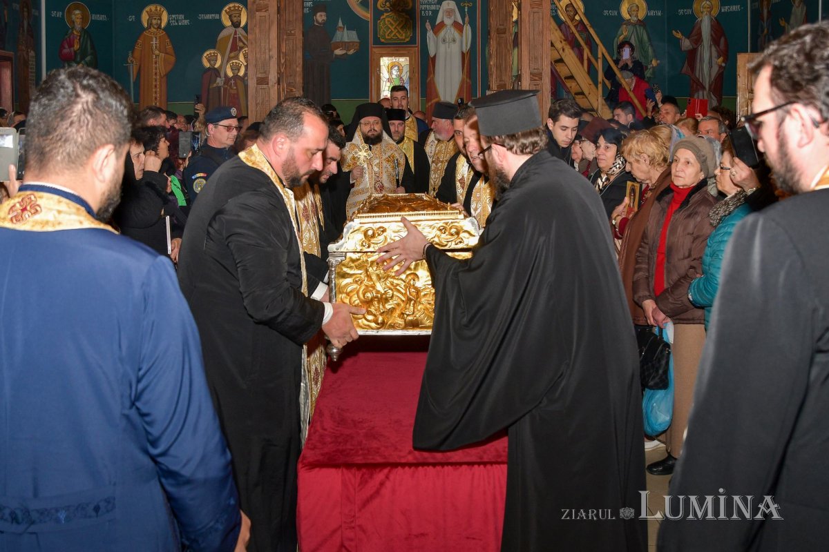 A început pelerinajul cu moaștele Sfântului Cuvios Dimitrie cel Nou 287660
