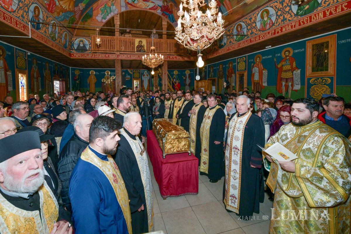 A început pelerinajul cu moaștele Sfântului Cuvios Dimitrie cel Nou 287662