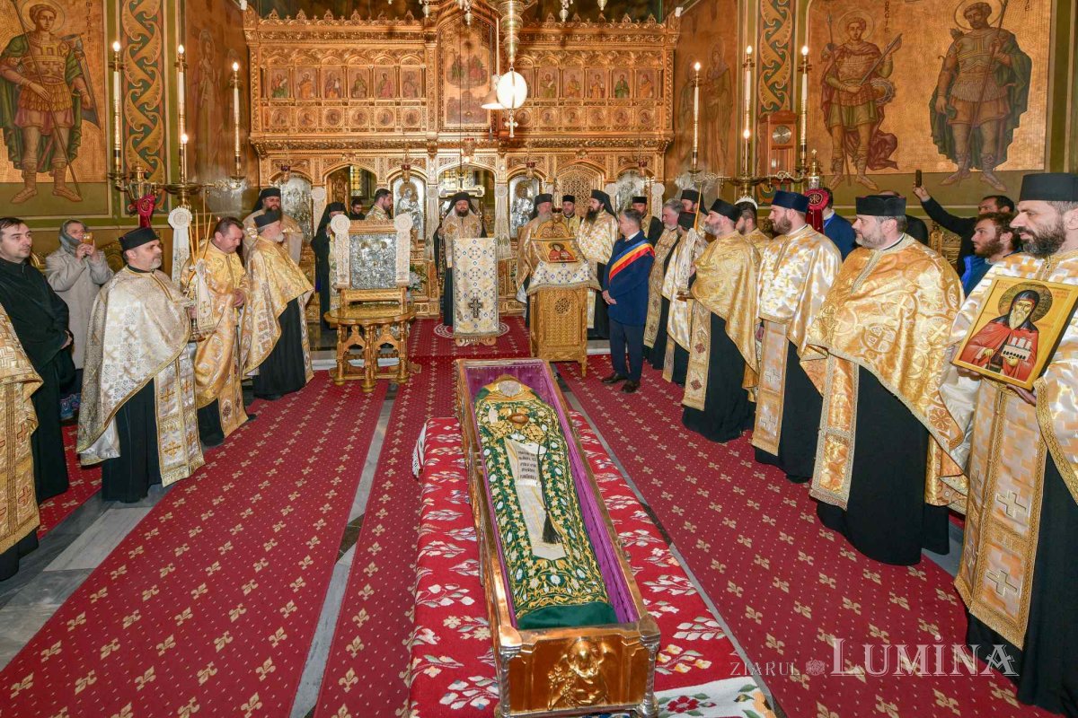 A început pelerinajul cu moaștele Sfântului Cuvios Dimitrie cel Nou 287679