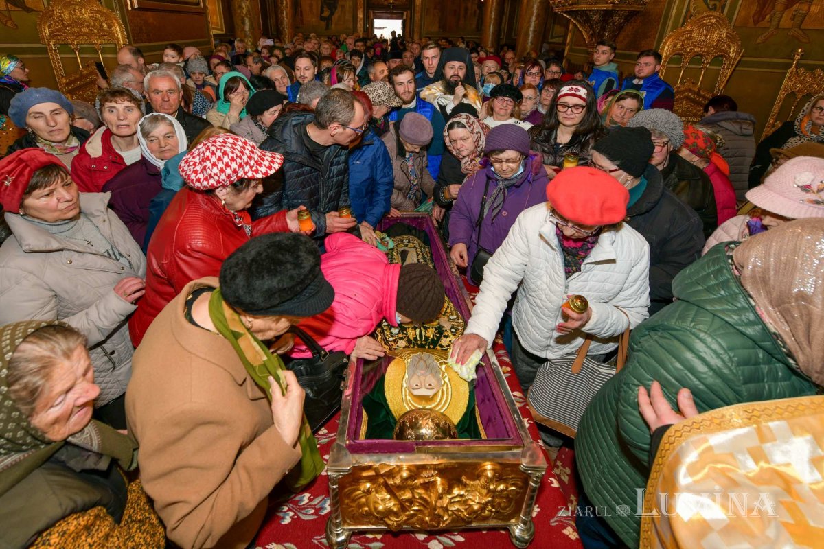 A început pelerinajul cu moaștele Sfântului Cuvios Dimitrie cel Nou 287684