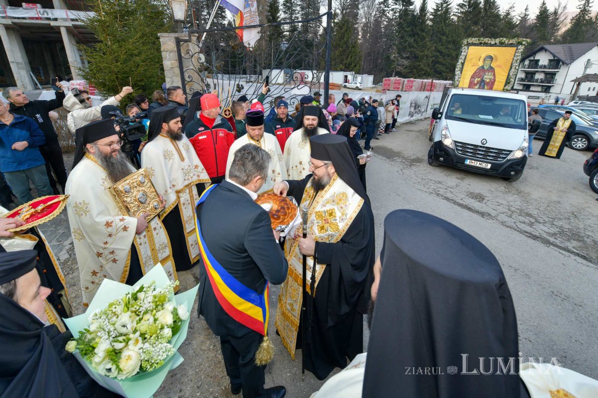 A început pelerinajul cu moaștele Sfântului Cuvios Dimitrie cel Nou 287689