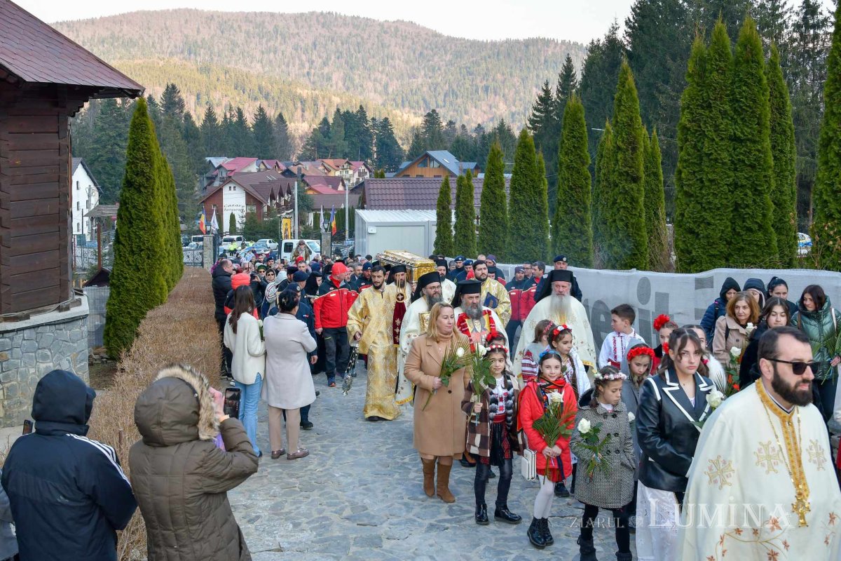 A început pelerinajul cu moaștele Sfântului Cuvios Dimitrie cel Nou 287691