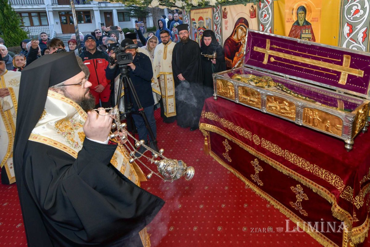 A început pelerinajul cu moaștele Sfântului Cuvios Dimitrie cel Nou 287693