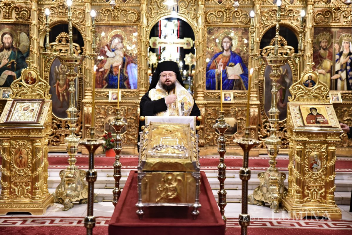 Binecuvântare la plecarea moaştelor din Catedrala Patriarhală 287478