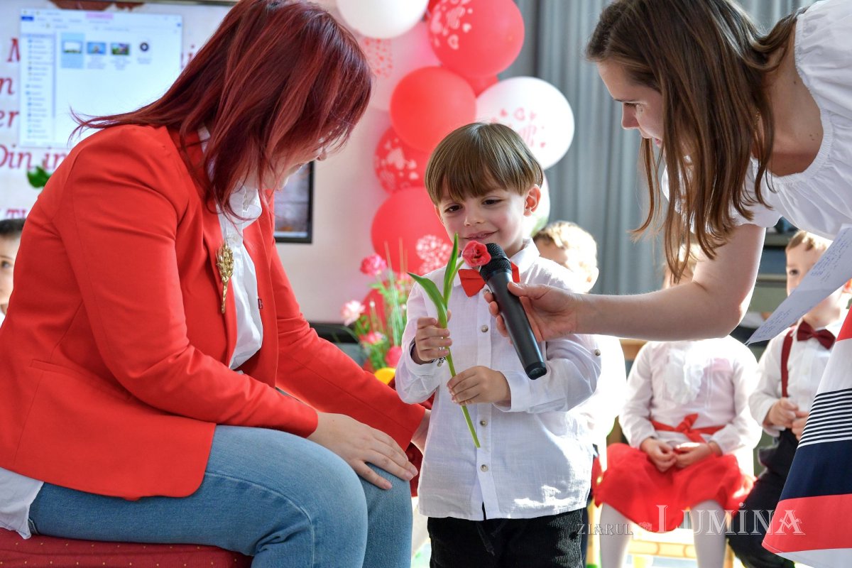 Copiii de la Grădinița Patriarhiei Române și‑au sărbătorit mamele 288020