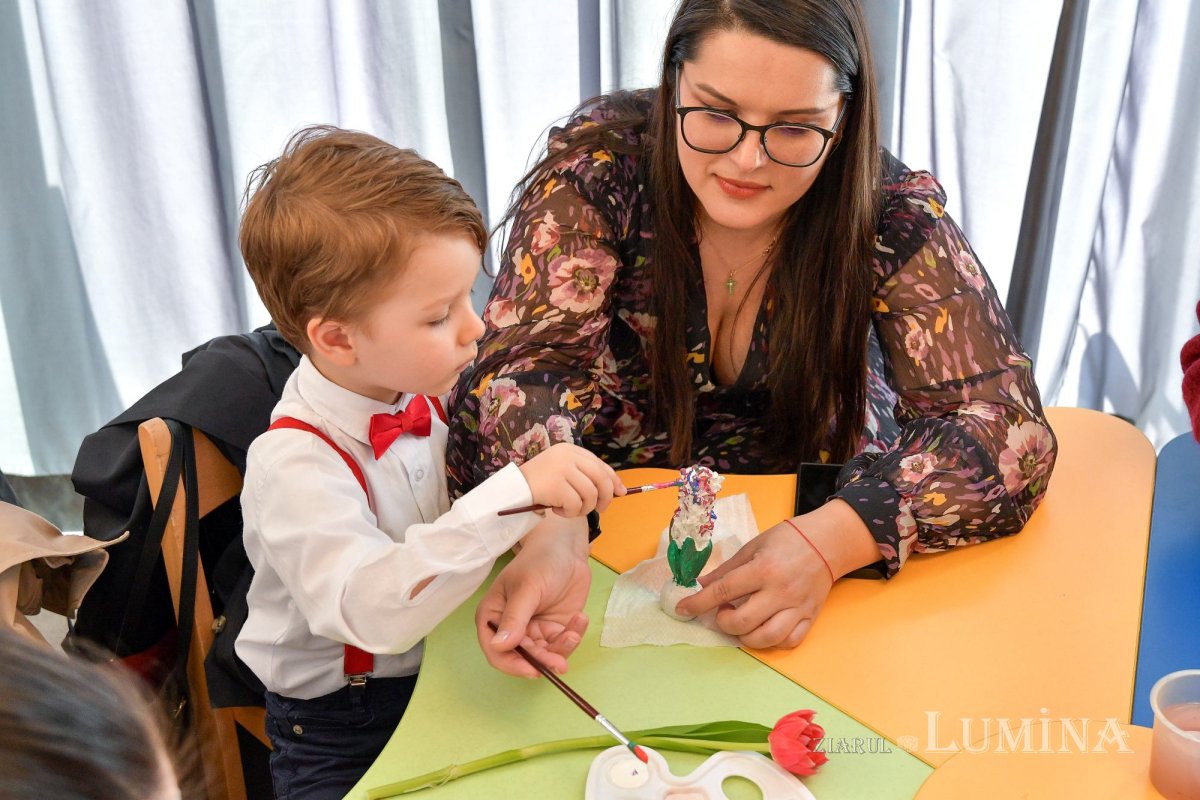 Copiii de la Grădinița Patriarhiei Române și‑au sărbătorit mamele 288030