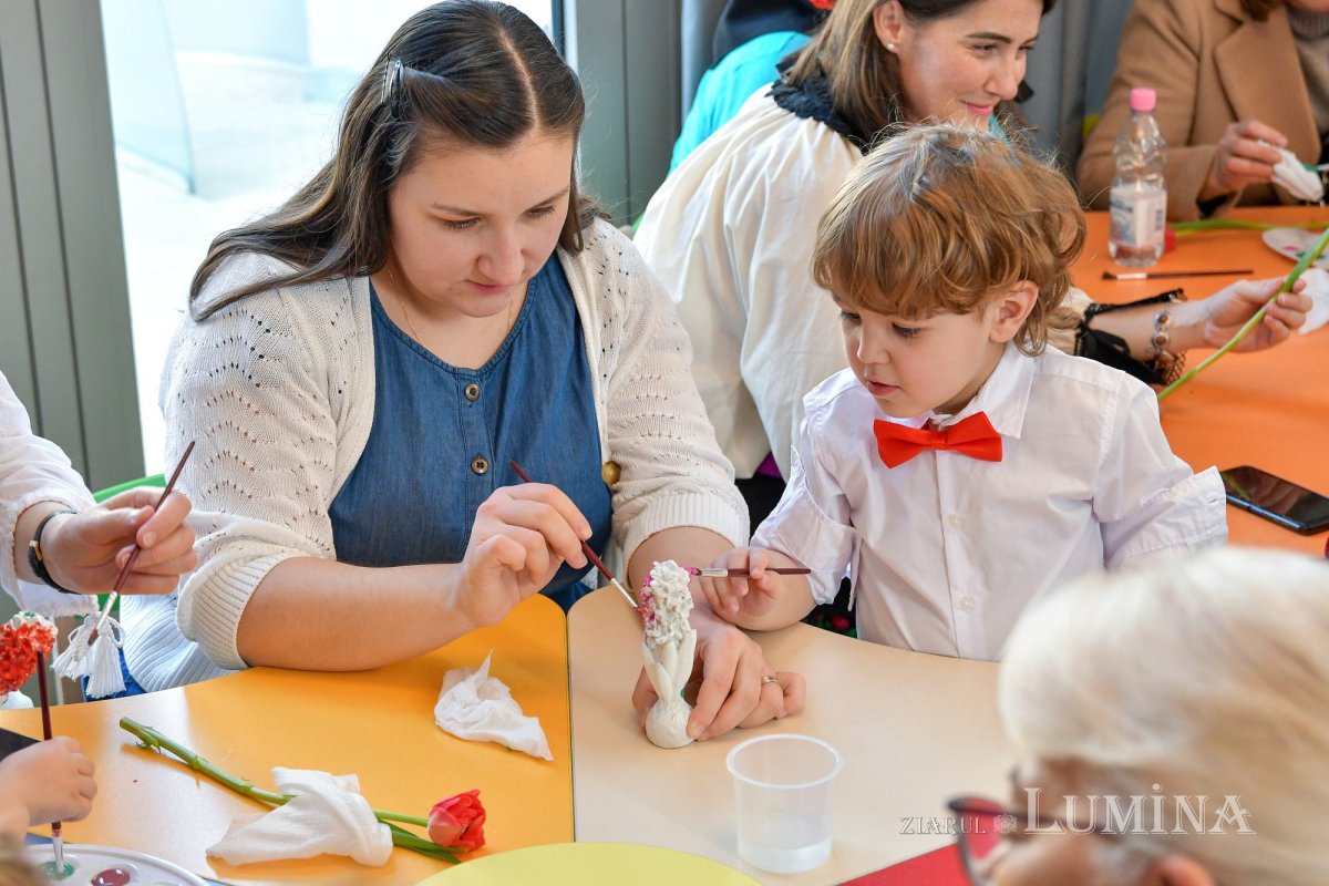 Copiii de la Grădinița Patriarhiei Române și‑au sărbătorit mamele 288031