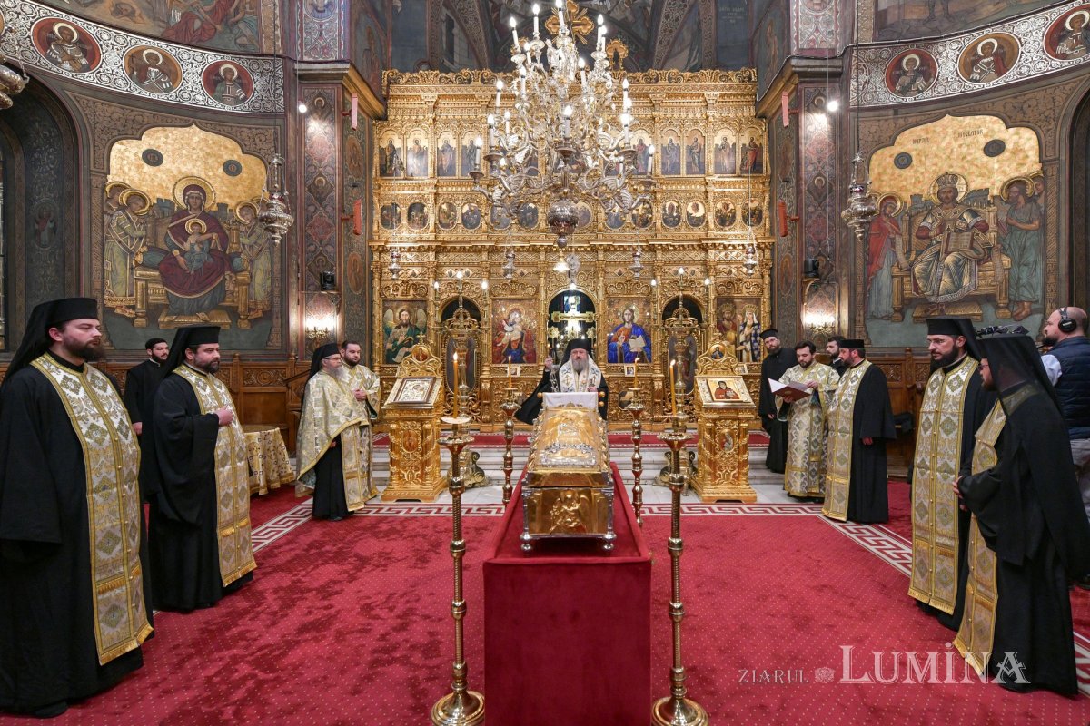 Începutul pelerinajului în ultimele două protopopiate prahovene 288310