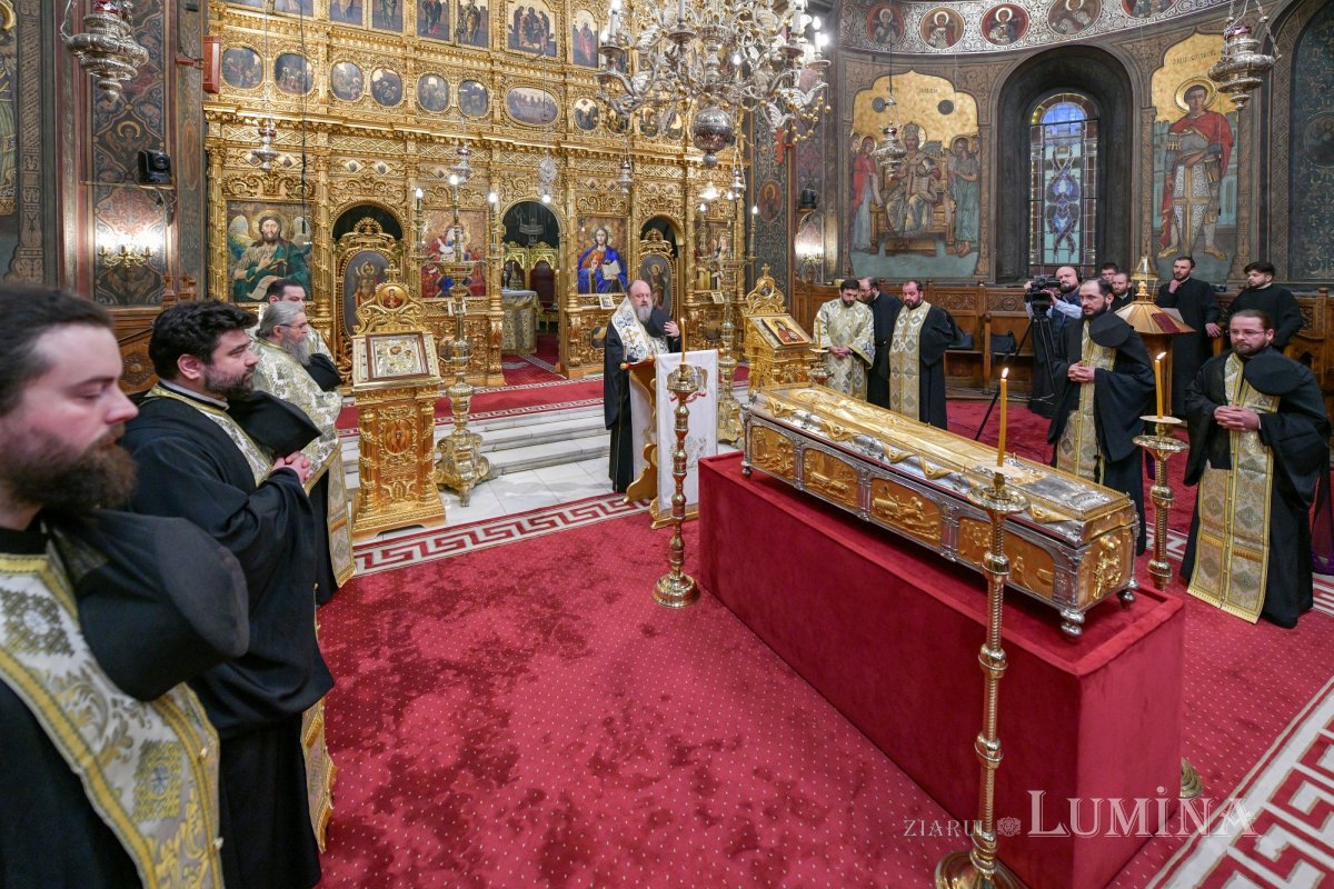 Începutul pelerinajului în ultimele două protopopiate prahovene 288314