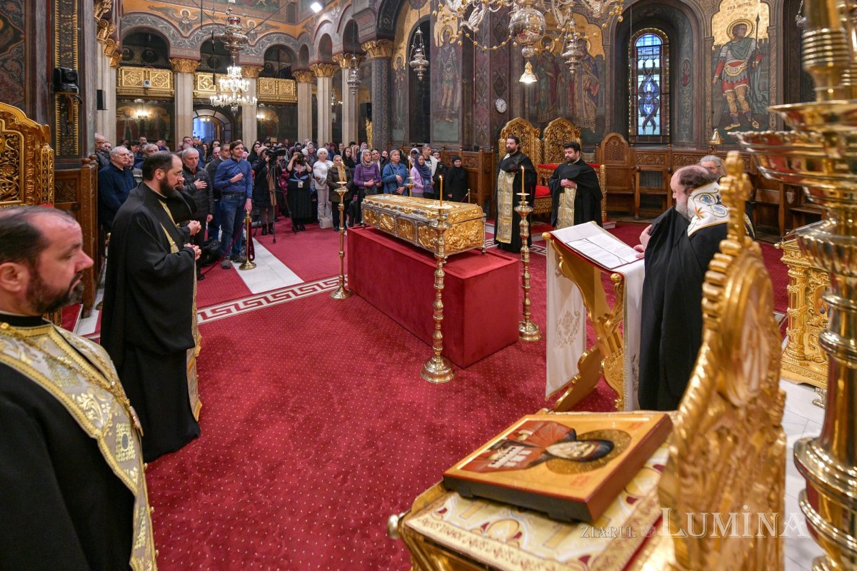 Începutul pelerinajului în ultimele două protopopiate prahovene 288317