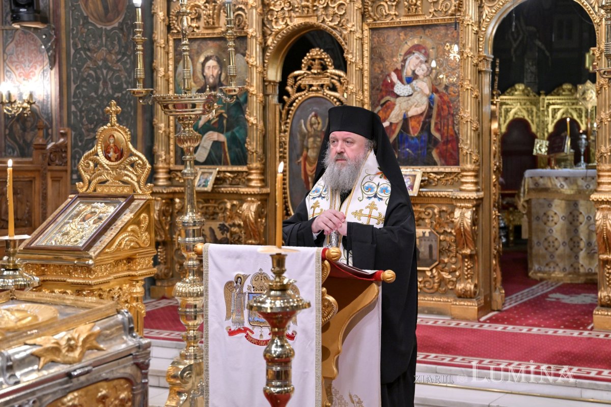 Începutul pelerinajului în ultimele două protopopiate prahovene 288318