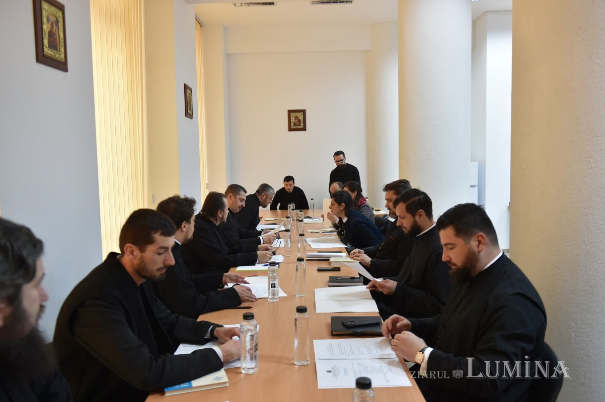 Întâlnire consultativă privind cateheza parohială în Arhiepiscopia Bucureștilor 288508