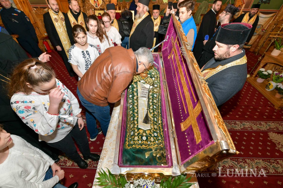 Moaștele Cuviosului Dimitrie cel Nou în ultimul protopopiat prahovean 288541