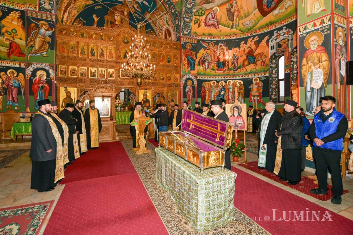 Moaștele Cuviosului Dimitrie cel Nou în ultimul protopopiat prahovean 288564