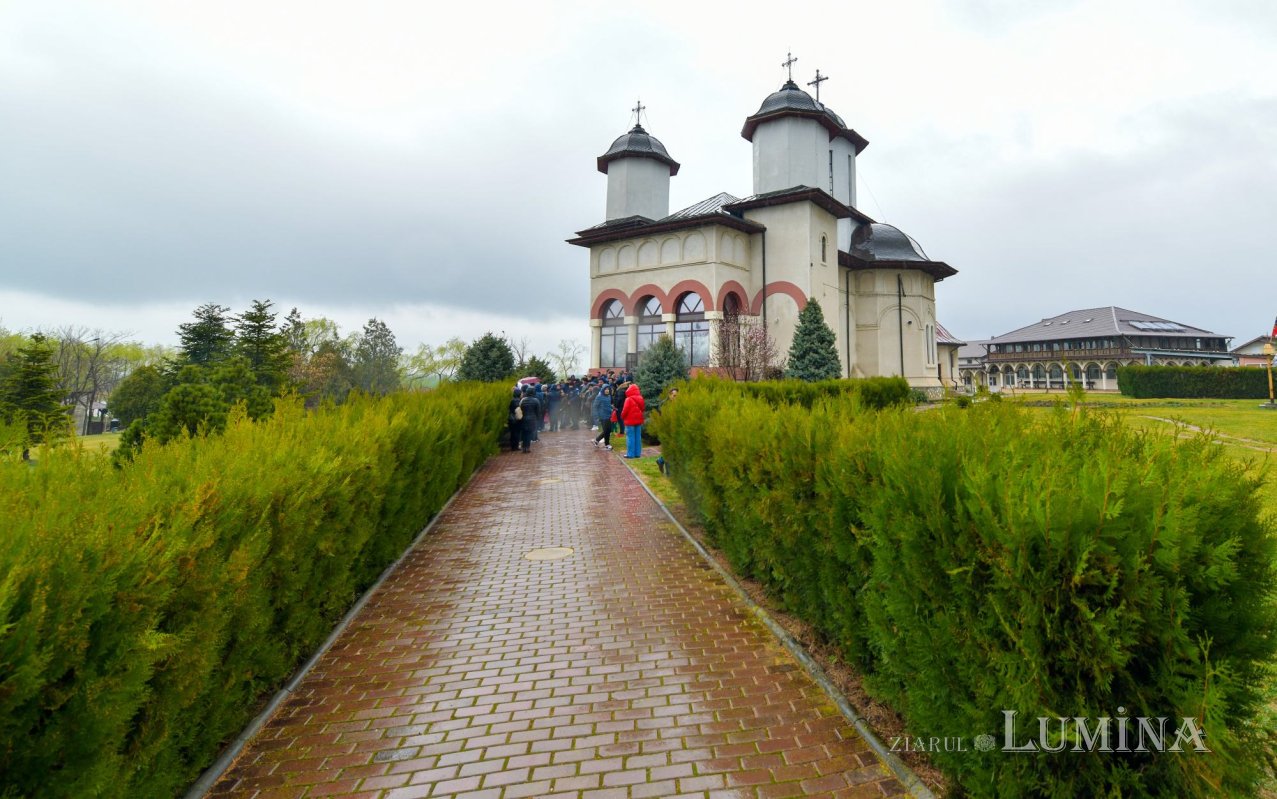 Moaștele Cuviosului Dimitrie cel Nou în ultimul protopopiat prahovean 288566