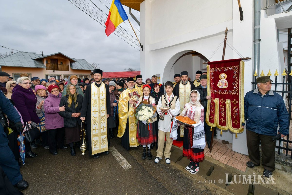 Moaștele Cuviosului Dimitrie cel Nou în ultimul protopopiat prahovean 288572