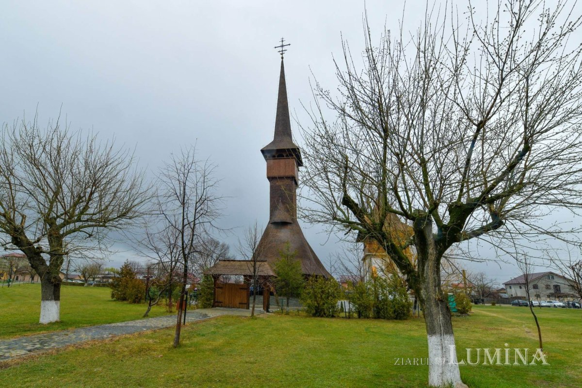 Sclipirile Luminii: Pelerinaj cu moaştele Sfântului Dimitrie cel Nou în protopopiatele Câmpina şi Urlaţi 288755