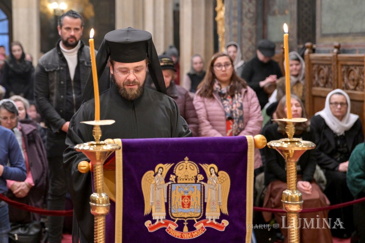 Slujba Canonului cel Mare continuă la Catedrala Patriarhală 289182