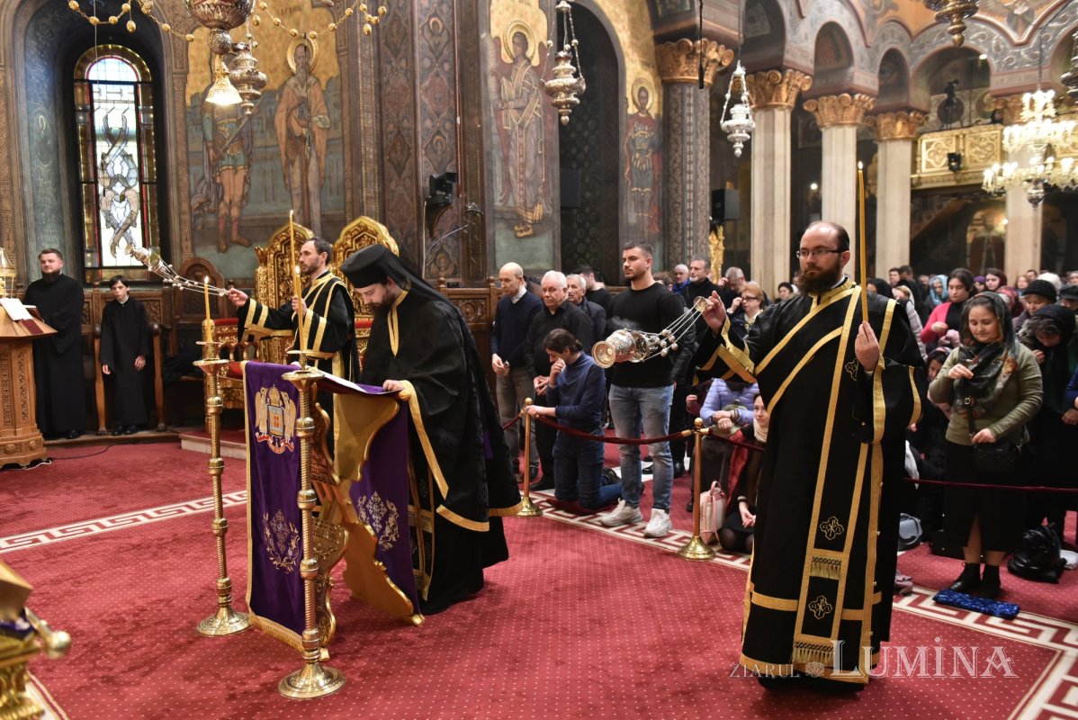 Ultima parte a Canonului de pocăință la Catedrala Patriarhală 289353