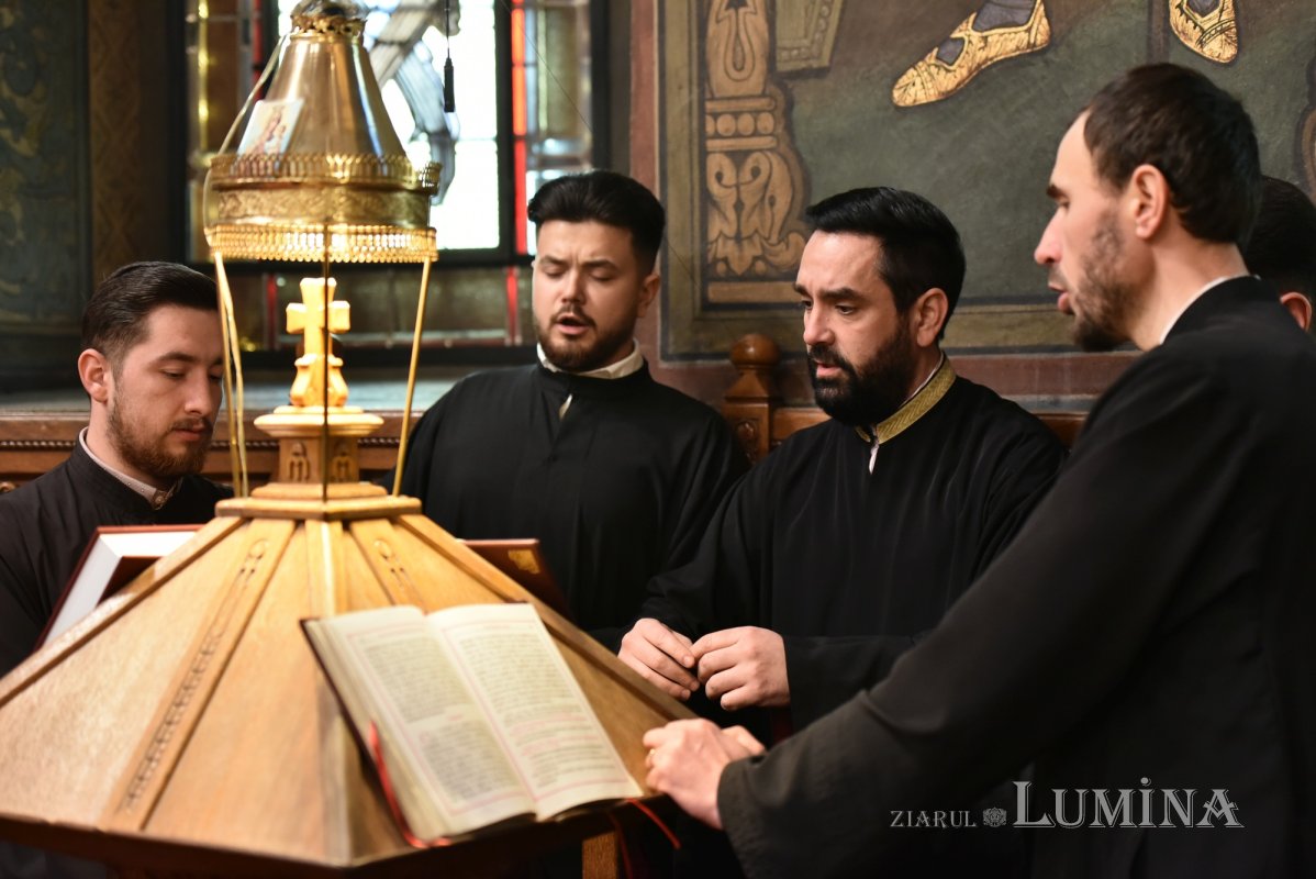 Ultima parte a Canonului de pocăință la Catedrala Patriarhală 289356
