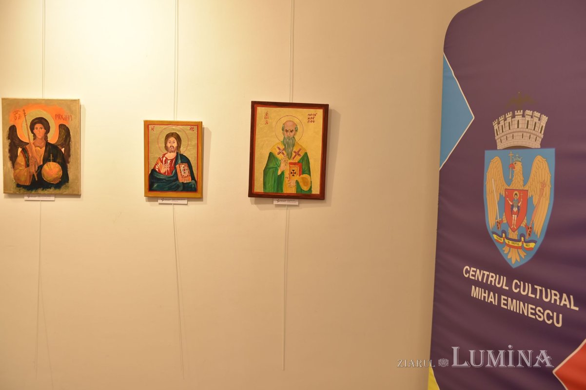 Expoziție de icoane pictate de copii din sectorul 2 289457