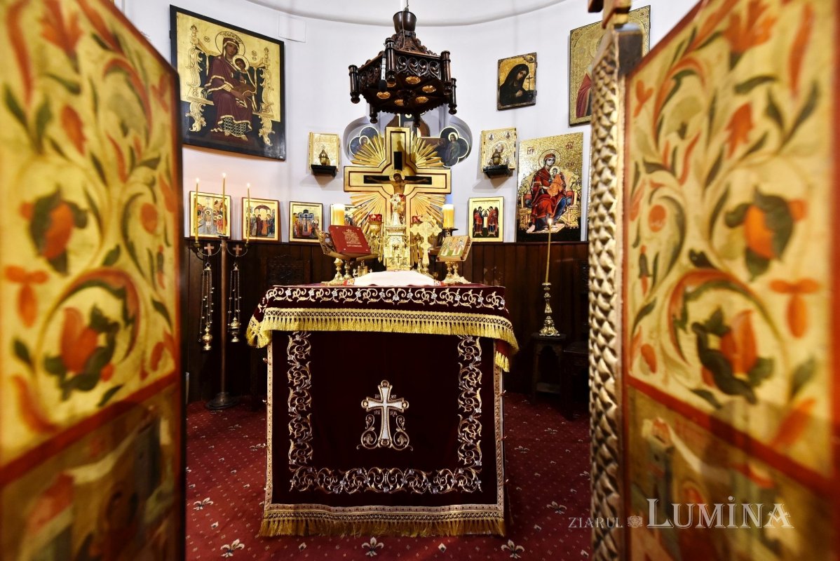 Sclipirile Luminii: Biserica Bucur Ciobanul 289368