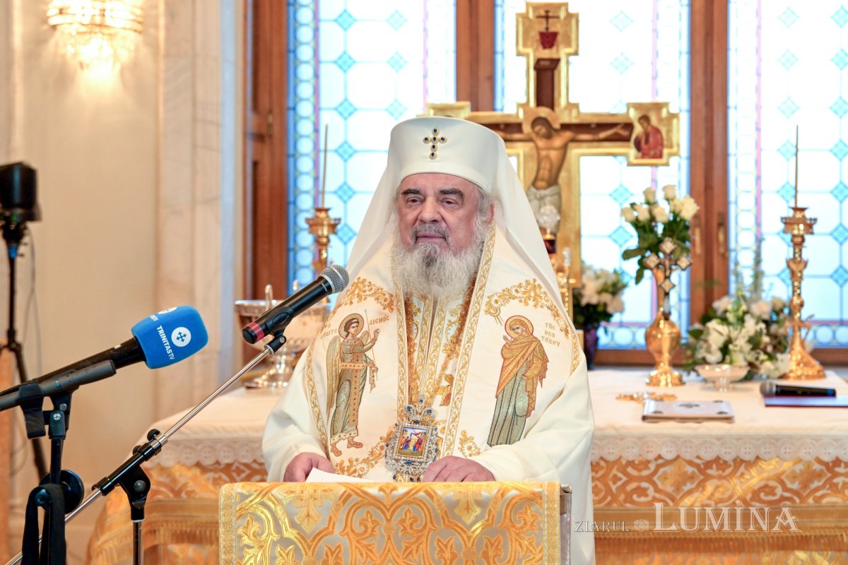 Capela sau paraclisul ca spațiu de rugăciune este izvor de pace, bucurie şi speranţă 289761