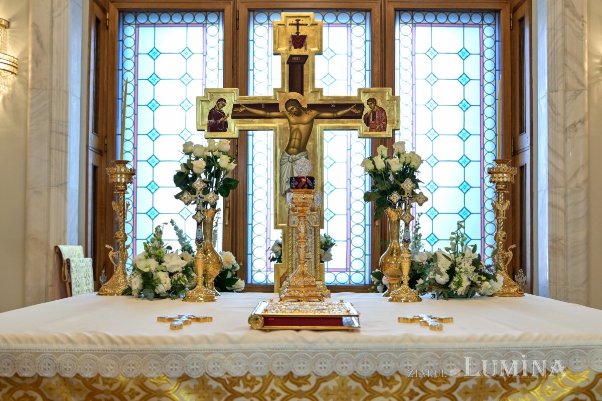 Patriarhul României a sfințit capela din incinta Palatului Parlamentului 289726