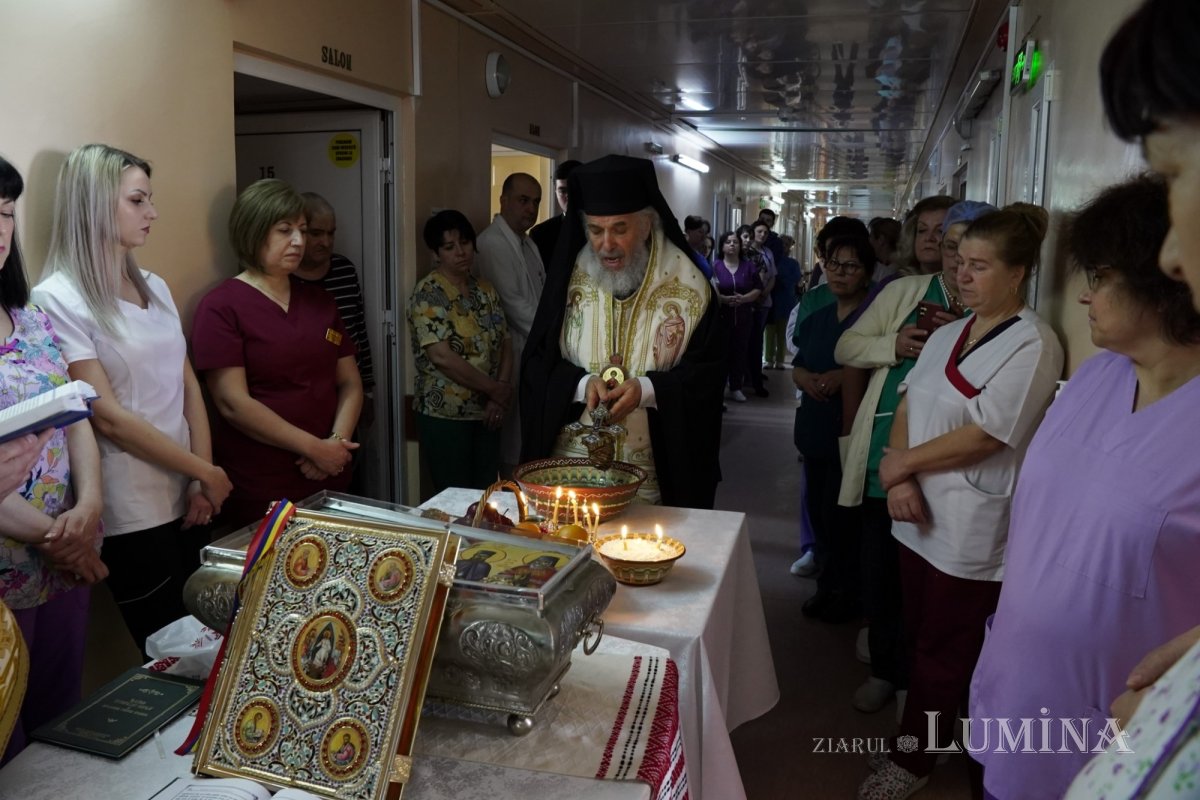 Moaștele unor sfinți tămăduitori la Spitalul Județean din Galați 289892