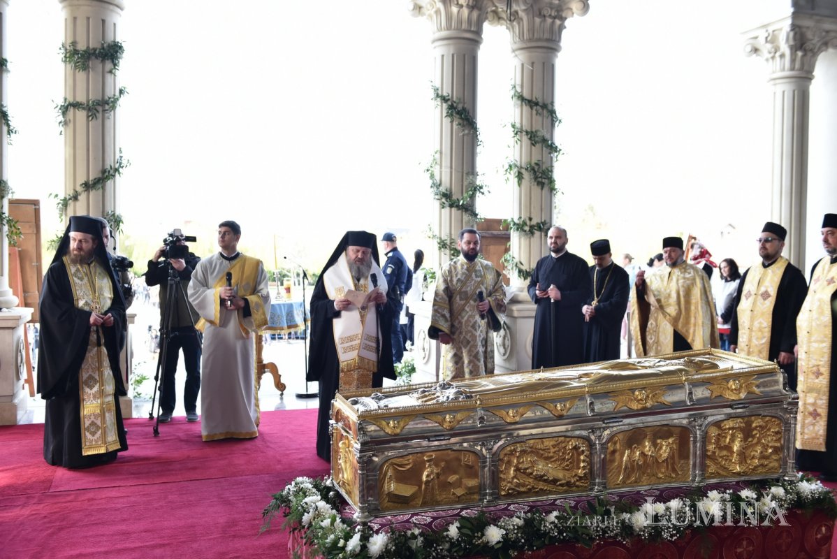 Comunități din Protopopiatul Ilfov Nord vizitate de Sfântul Dimitrie cel Nou 290206