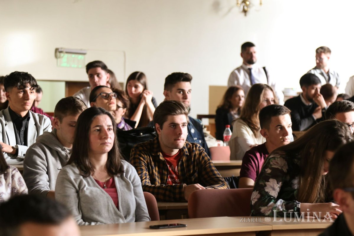 Conferința „Postul, timpul vindecării sufletești” la Sibiu 290488