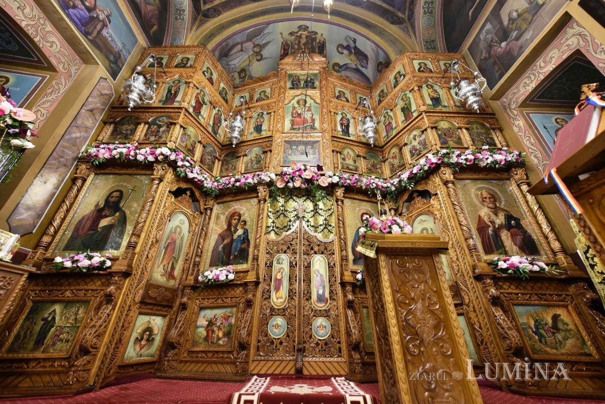 Sclipirile Luminii: Biserica Vintilă-Vodă din Popeşti-Leordeni 290866