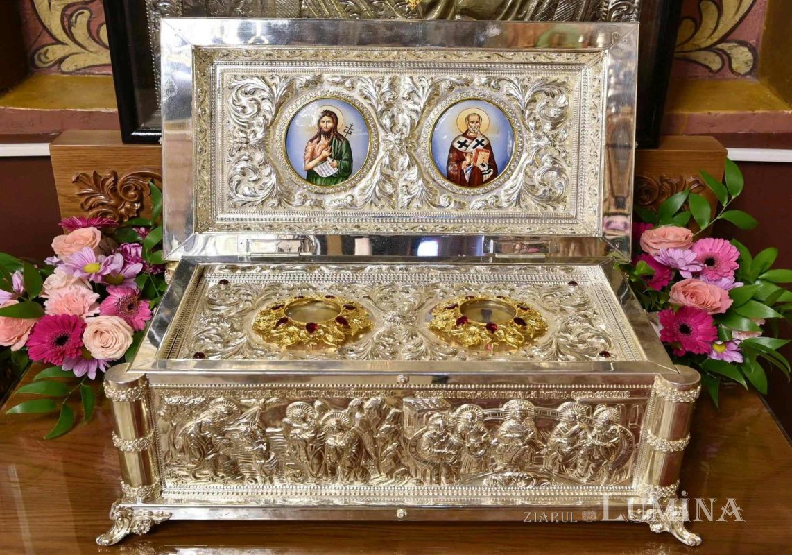 Sclipirile Luminii: Biserica Vintilă-Vodă din Popeşti-Leordeni 290868