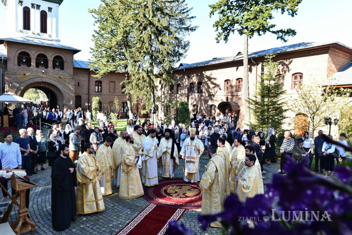 Moaștele Cuviosului Dimitrie cel Nou în lăcașuri din sectorul 2 291105