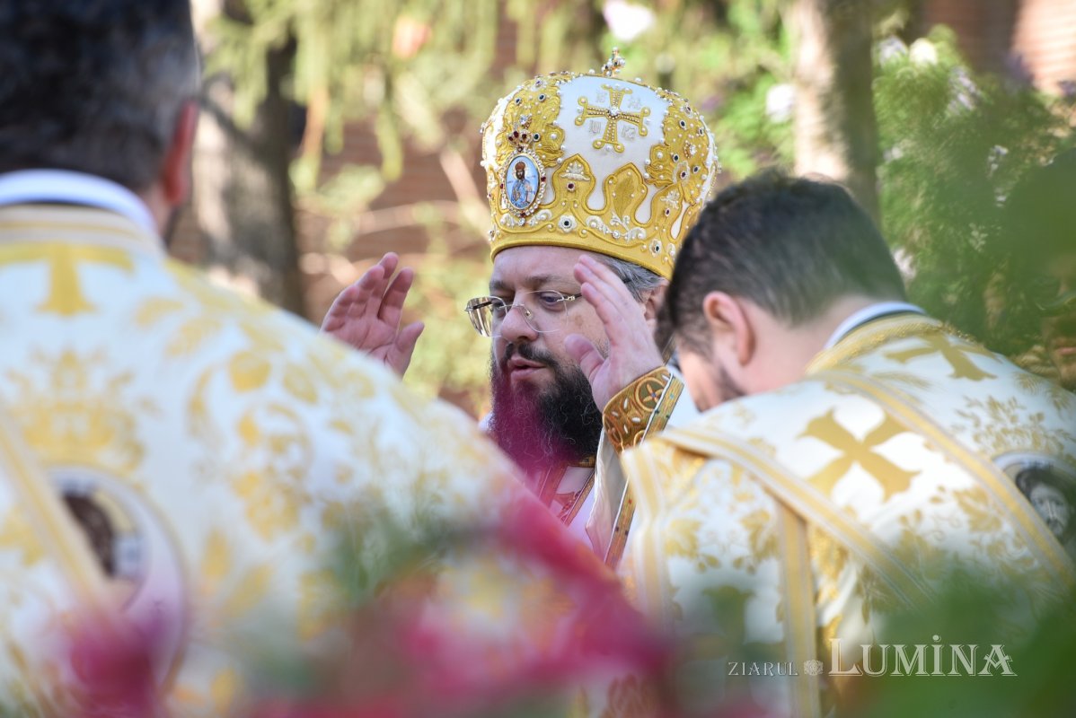 Moaștele Cuviosului Dimitrie cel Nou în lăcașuri din sectorul 2 291106