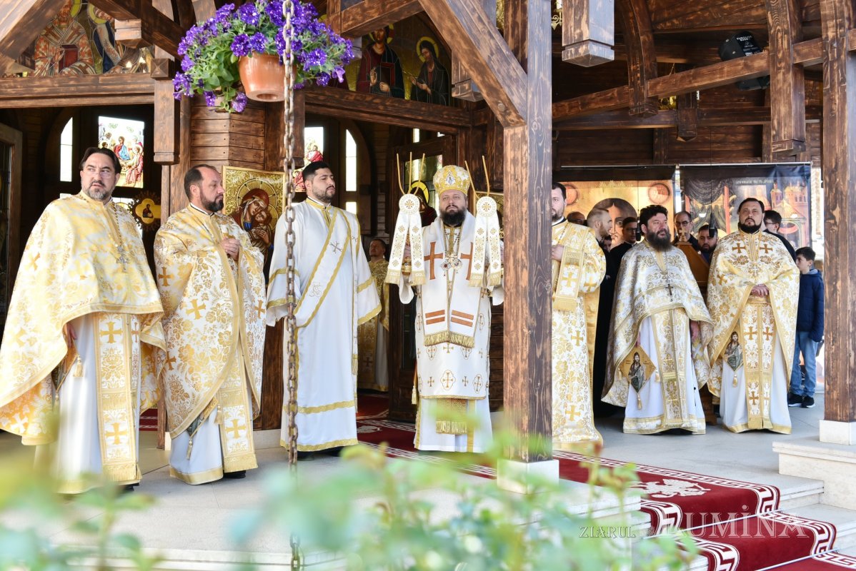 Moaștele Cuviosului Dimitrie cel Nou în lăcașuri din sectorul 2 291114