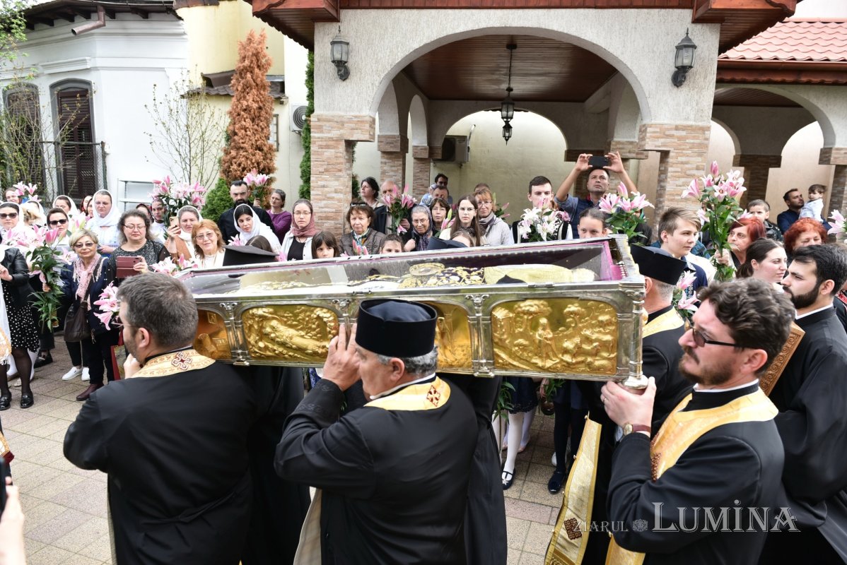 Moaștele Cuviosului Dimitrie cel Nou în lăcașuri din sectorul 2 291128